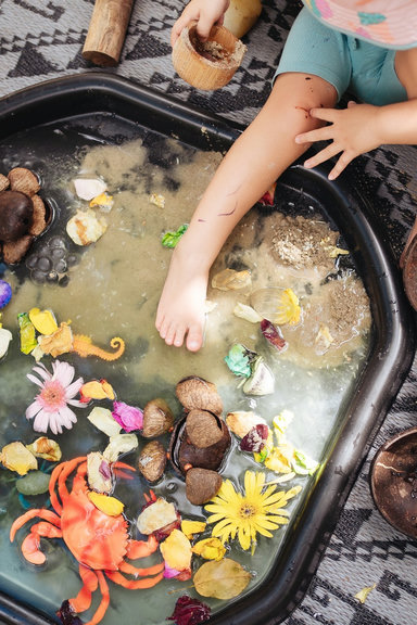 Gumtreekids Messy Play at New Farm Park - Bluey theme