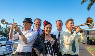 Lord Mayor's City Hall Concerts - Miss Mandy Swings