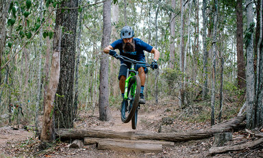 Mountain bike skills for adults (advanced - drops and jumps)