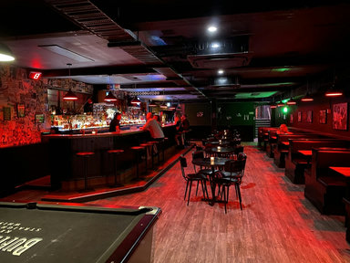 Alice Bar