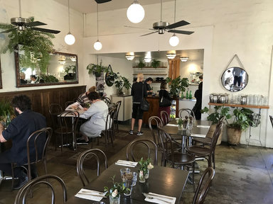 Anouk Café