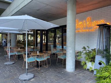 Betty's Burgers