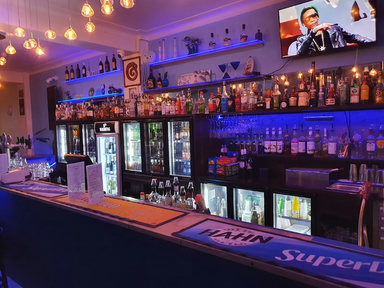 BlueBottle Cocktail & Tapas Bar