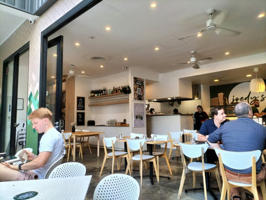 Bobby’s Wine Bar & Espresso