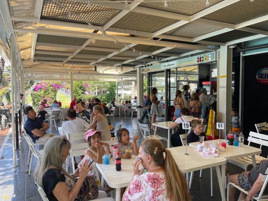 Cafe Lagoonas