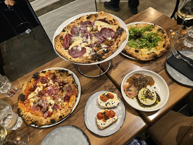 Chef Jon Pizzeria Bistro