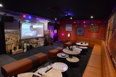 Cloud 8 Karaoke 云八卡拉OK