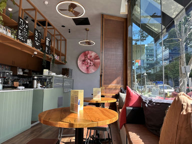 Colin’s specialty coffee, eats and treats
