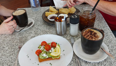 Elvy's Cafe
