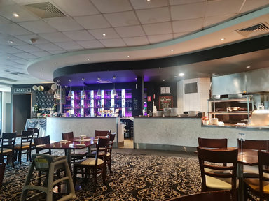 Forest Lake Tavern