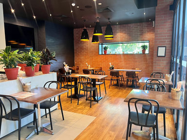 HONG KITCHEN & BAR