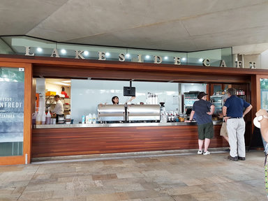 Lakeside Cafe