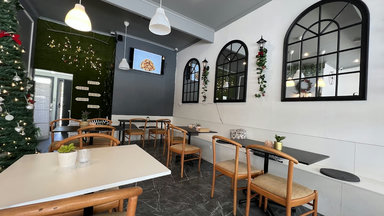 Lalaland Cafe and Korean Restaurant