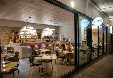 Medé Restaurant + Wine Bar