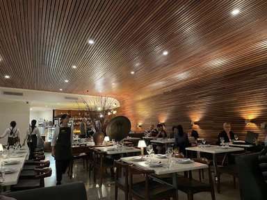 Modern Thai Restaurant