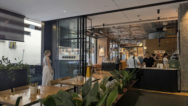 Monday Cafe