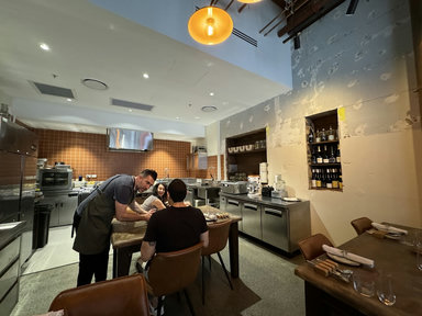 Perspective Dining (Eucalyptus Room)