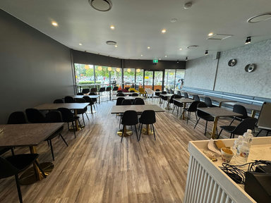 SIP & SPICE Cafe and Restaurant