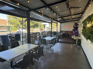 Social Cafe Restaurant