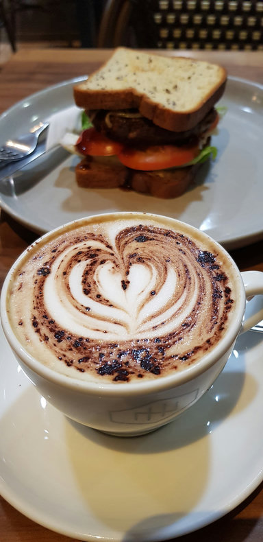 Sunni Cafe
