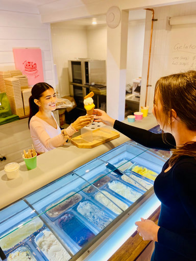 Sweet tooth gelato & desserts