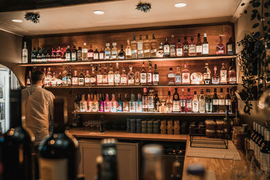 The Fourth Monkey Cocktail Bar & Grill