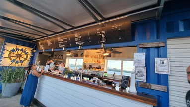 whale bar