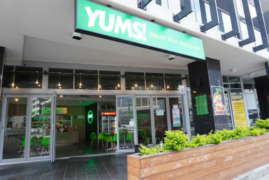 YUMS! CHICKEN - Woolloongabba